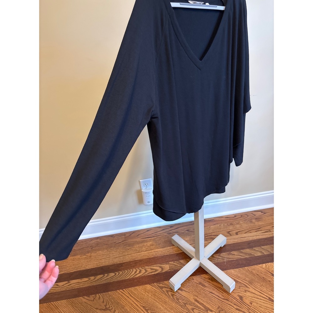 Soft Surroundings Madeline Asymmetrical Black Tunic Top Size 1X - Picture 5 of 9